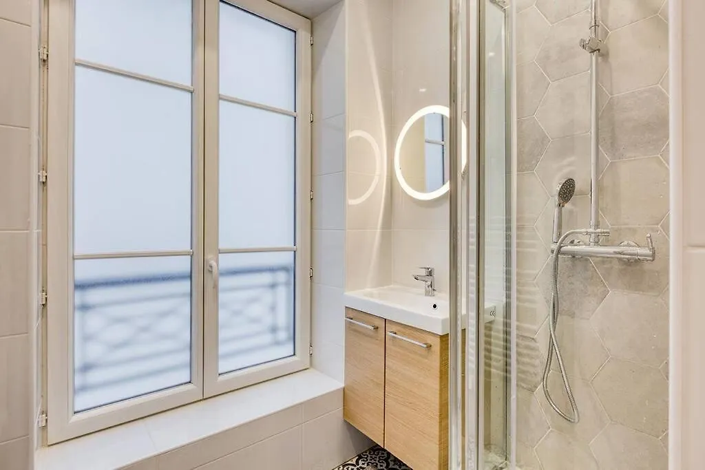 Gembnb Luxury Apartments - Residence Villedo Paris 0*,  Frankrig